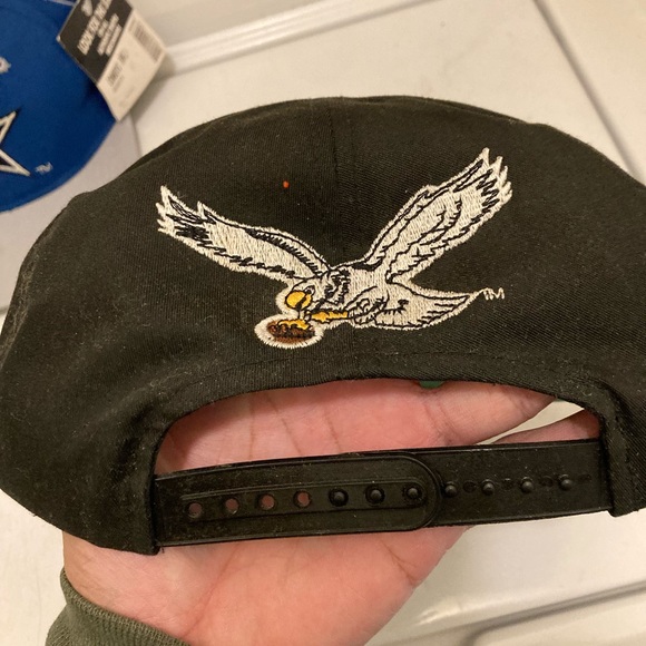 Vintage Philadelphia Eagles SnapBack hat - Picture 2 of 4